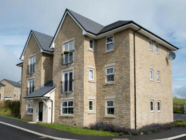 House for sale in Charlesworth, East Midlands
