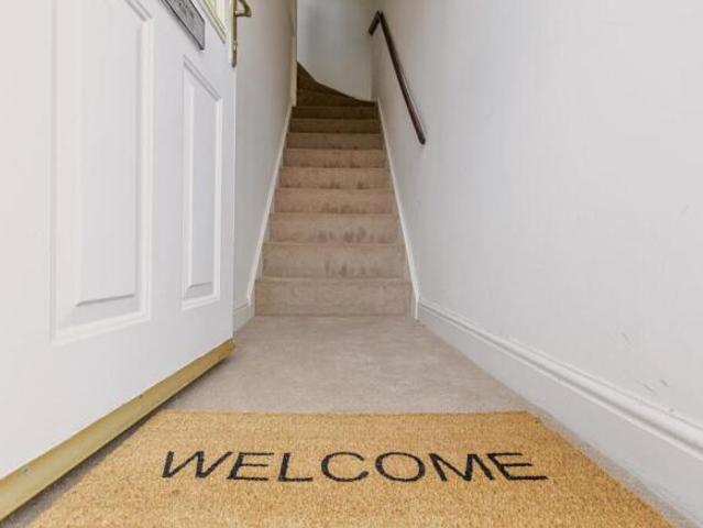 Flat for sale in North Watford, Hertfordshire