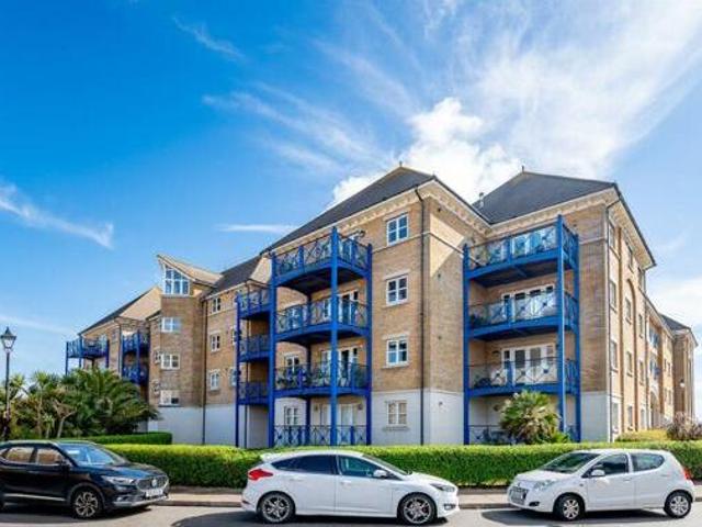 House for sale in Nautica La Marina, Eastbourne