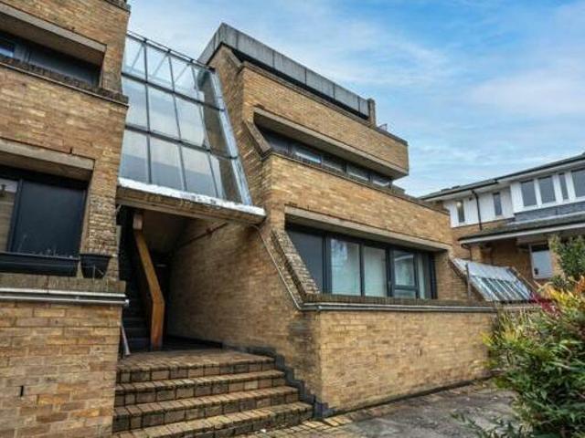 House for sale in Arbury, Cambridgeshire