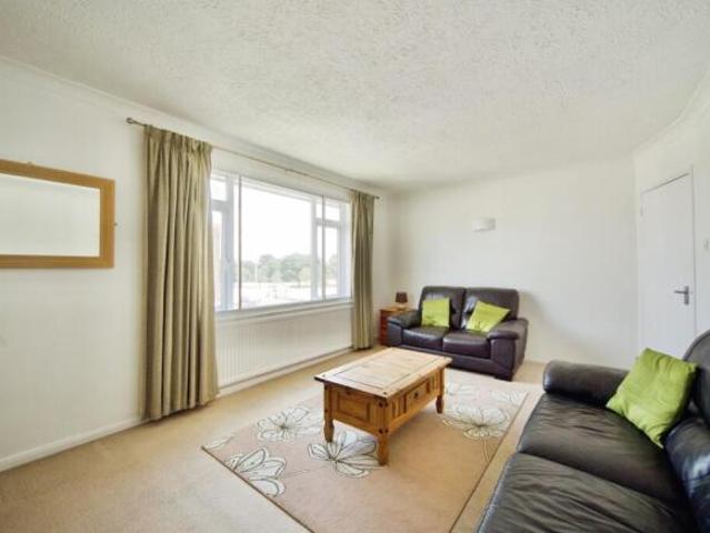 Flat for sale in Cat Hill