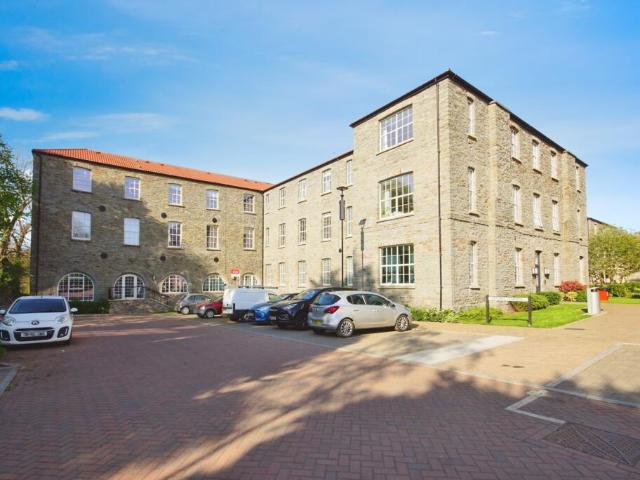 Flat for sale in Fishponds