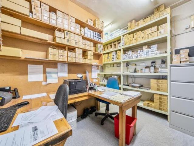 Cottage for sale in Brayford, Lincolnshire