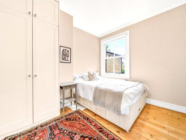 Flat for sale in Walthamstow, Greater London