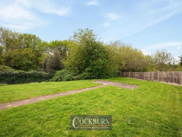 Flat for sale in Mottingham, Greater London
