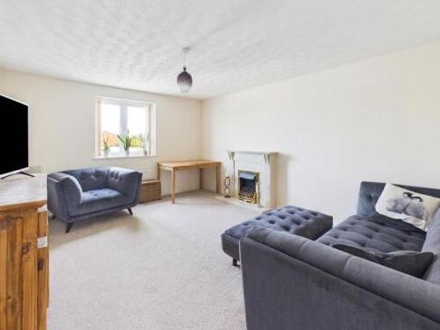 Flat for sale in Golden Valley, Gloucestershire