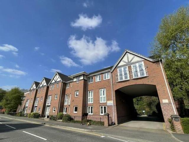 House for sale in Leftwich, Cheshire