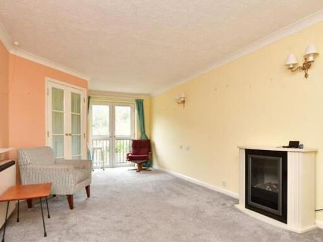 House for sale in Hillview, Surrey