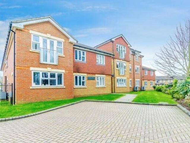 House for sale in Hillview, Surrey