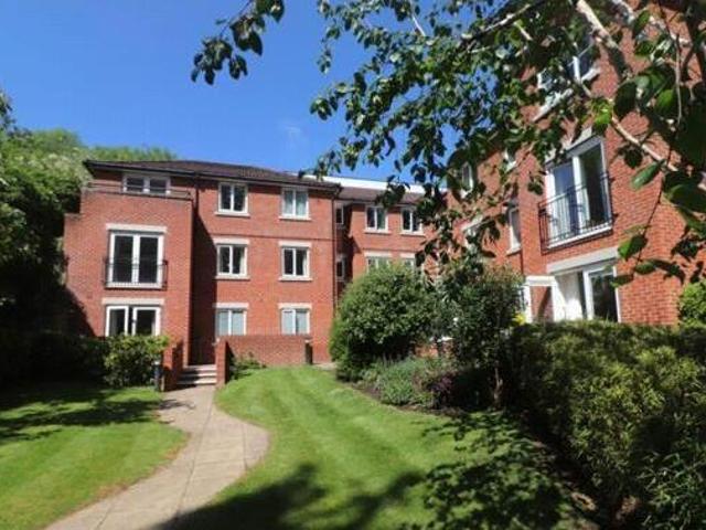 House for sale in Hillview, Surrey
