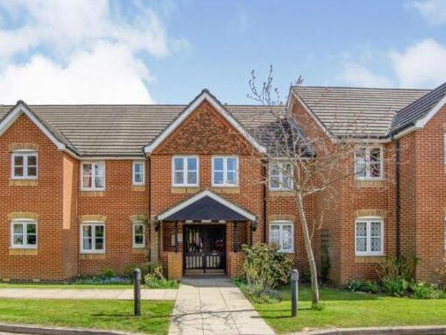 House for sale in Hillview, Surrey