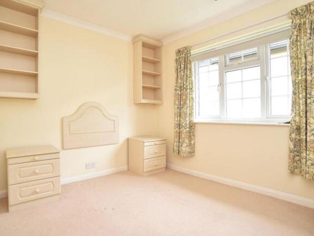 Flat for sale in Chedburgh, Suffolk
