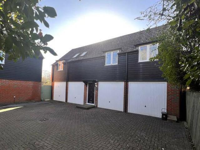 House for rent in Lyons, Greater London