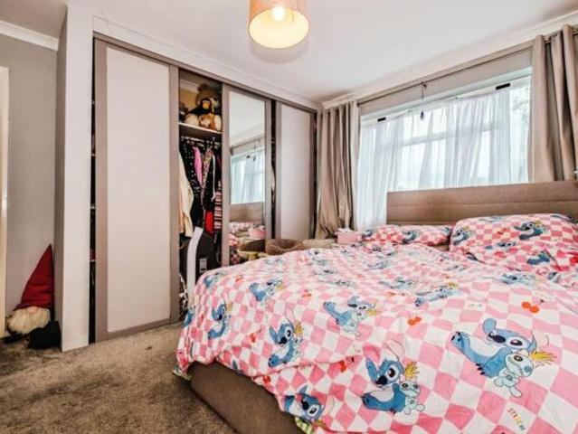 Flat for sale in Worthing, West Sussex