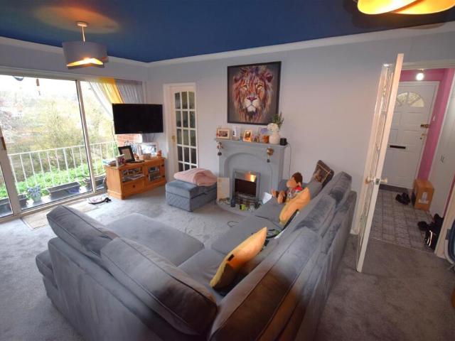 Flat for sale in The Rise, East Riding Of Yorkshire