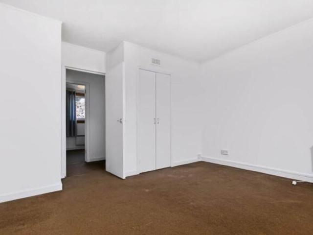 Flat for sale in Jordanhill, Glasgow