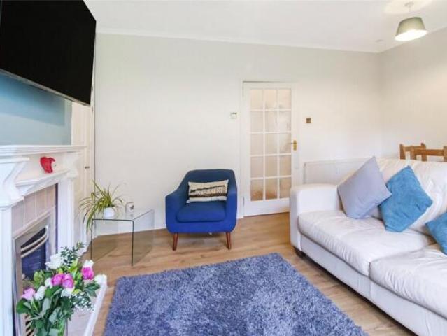 Flat for sale in New Cathcart, Muirend