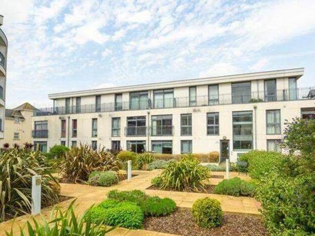 House for sale in Row Town, Surrey
