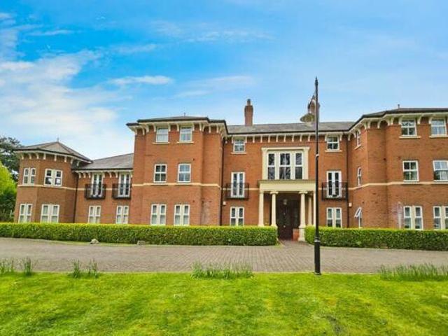 House for sale in Upton-by-Chester, Two Mills