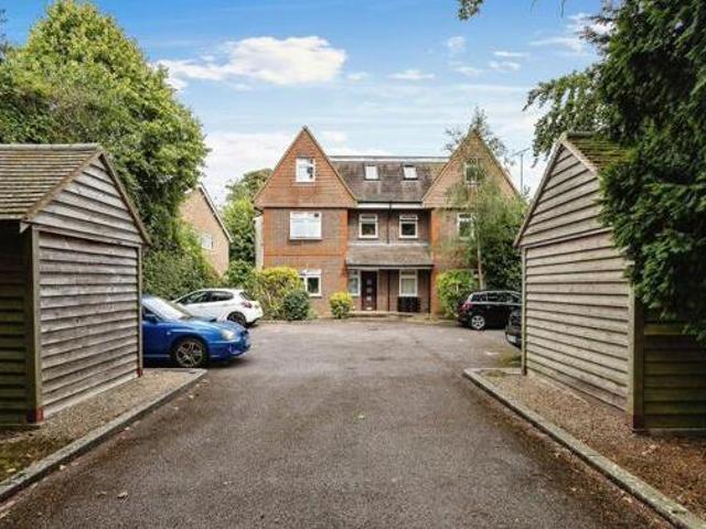 House for sale in Chichester, Littlecote