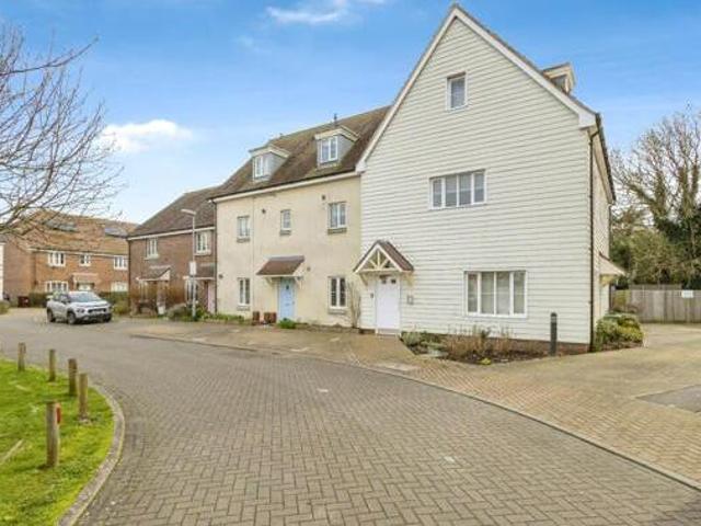 House for sale in Chichester, Littlecote