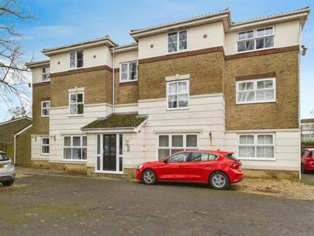 House for sale in Chichester, Littlecote