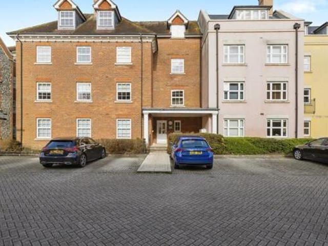 House for sale in Chichester, Littlecote