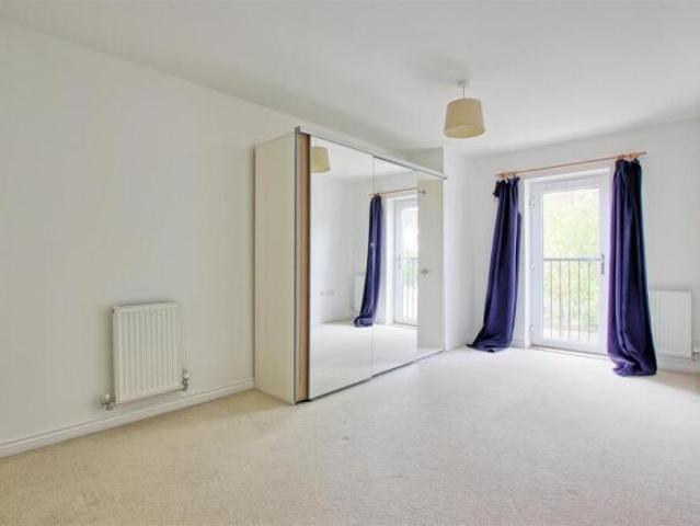 Flat for sale in Arbury, Cambridgeshire