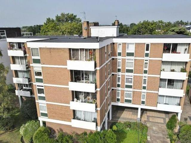 House for sale in Chigwell, Epping