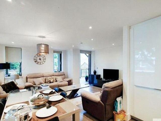 House for sale in Brentford End, Greater London