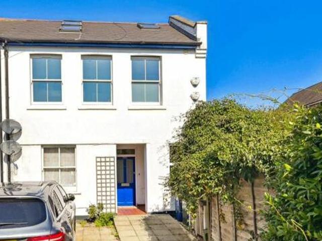 House for sale in Lyons, Greater London