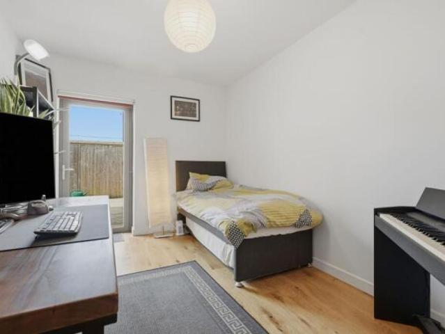Flat for sale in Feckenham, City Of Bristol