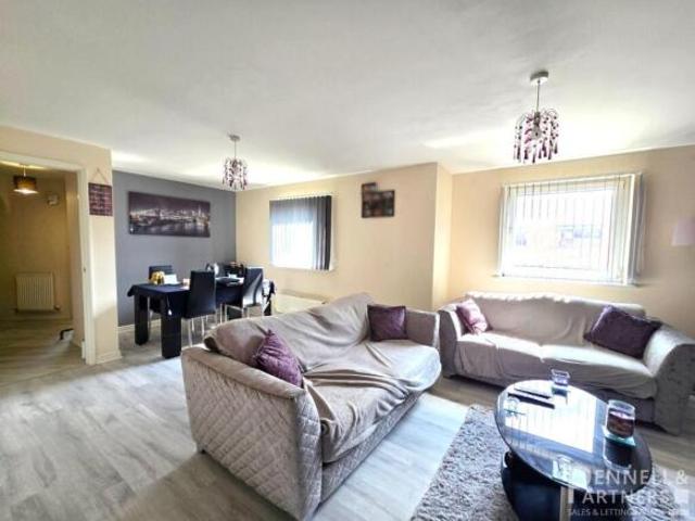Flat for sale in Hampton Green, Cambridgeshire