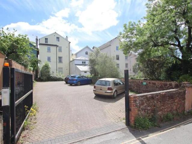 Flat for sale in Watergate, Devon
