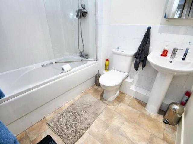 Flat for sale in Salford, Greater Manchester