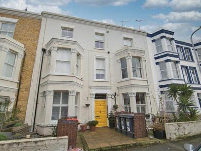 House for sale in Whitehall, Acol