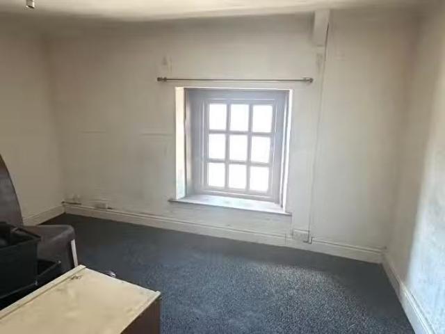 House for sale in Taibach