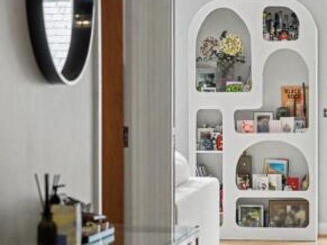 Flat for sale in South Hampstead, Greater London