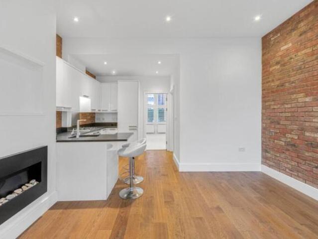 Flat for sale in Hampstead, Greater London