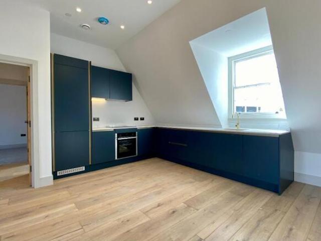 Flat for sale in Diglis, Worcestershire