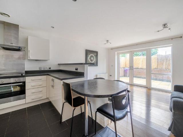 Flat for sale in Catford