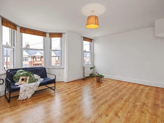 Flat for sale in The Slade, Oxfordshire