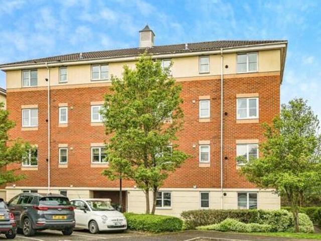 House for sale in Halesowen, West Midlands