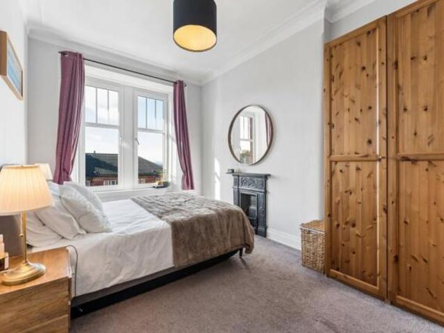 Flat for sale in Broomhill, Glasgow