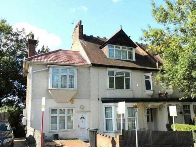 House for sale in Surrey, England