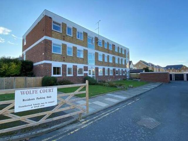 House for sale in Ash, Kent