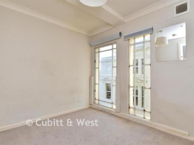 Flat for sale in Brighton & Hove