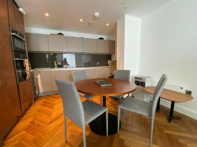 Flat for sale in Manchester, Greater Manchester