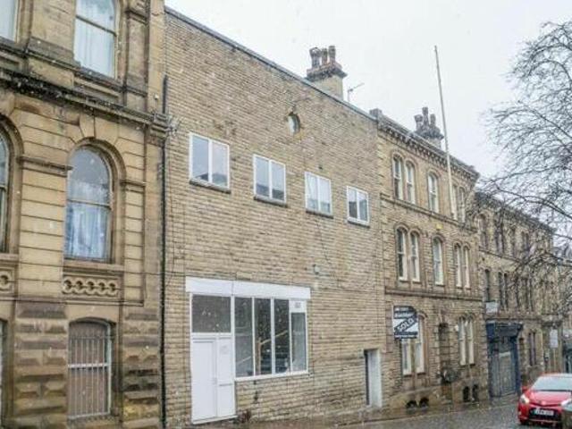 House for sale in Eightlands, Dewsbury