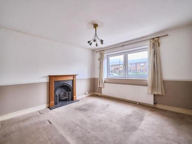 Flat for sale in Cat Hill
